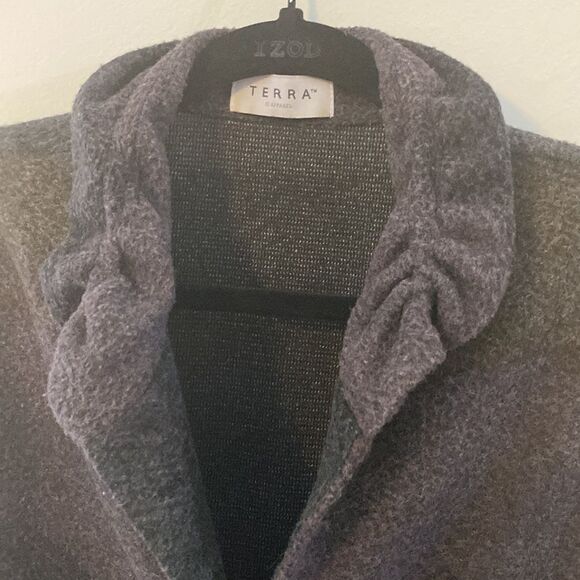 Terra, Black & Gray Sleeveless Sweater Vest w/Button Accents, Size S, EUC - Picture 5 of 8